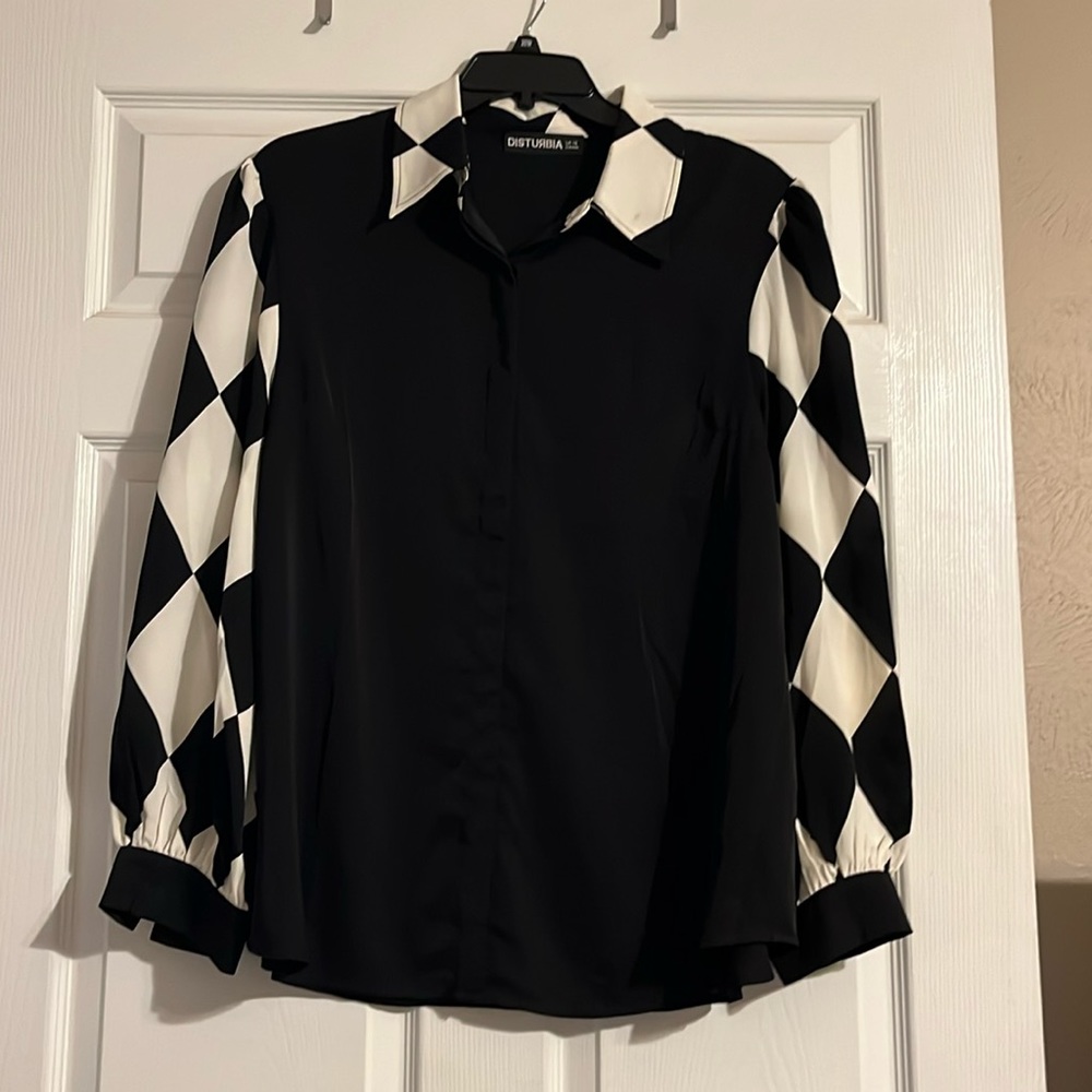Disturbia blouse.  Size 14 (UK 18). Very soft and airy!!